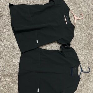 Figs Black Technical Collection Tops